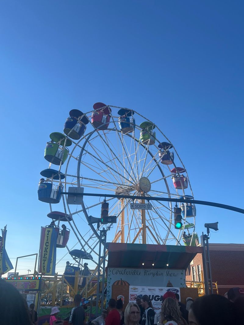 Free Fun That Feels Like A Giant Family Reunion