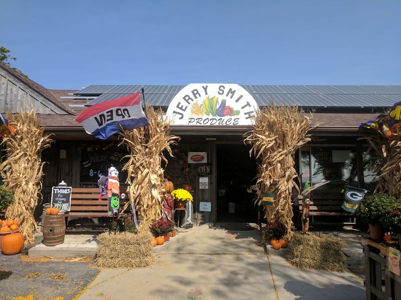 Get Lost In The Corn Maze And Hay Play Areas
