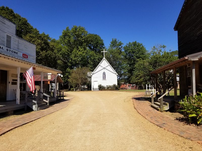 Small Town Mississippi in the 1920s