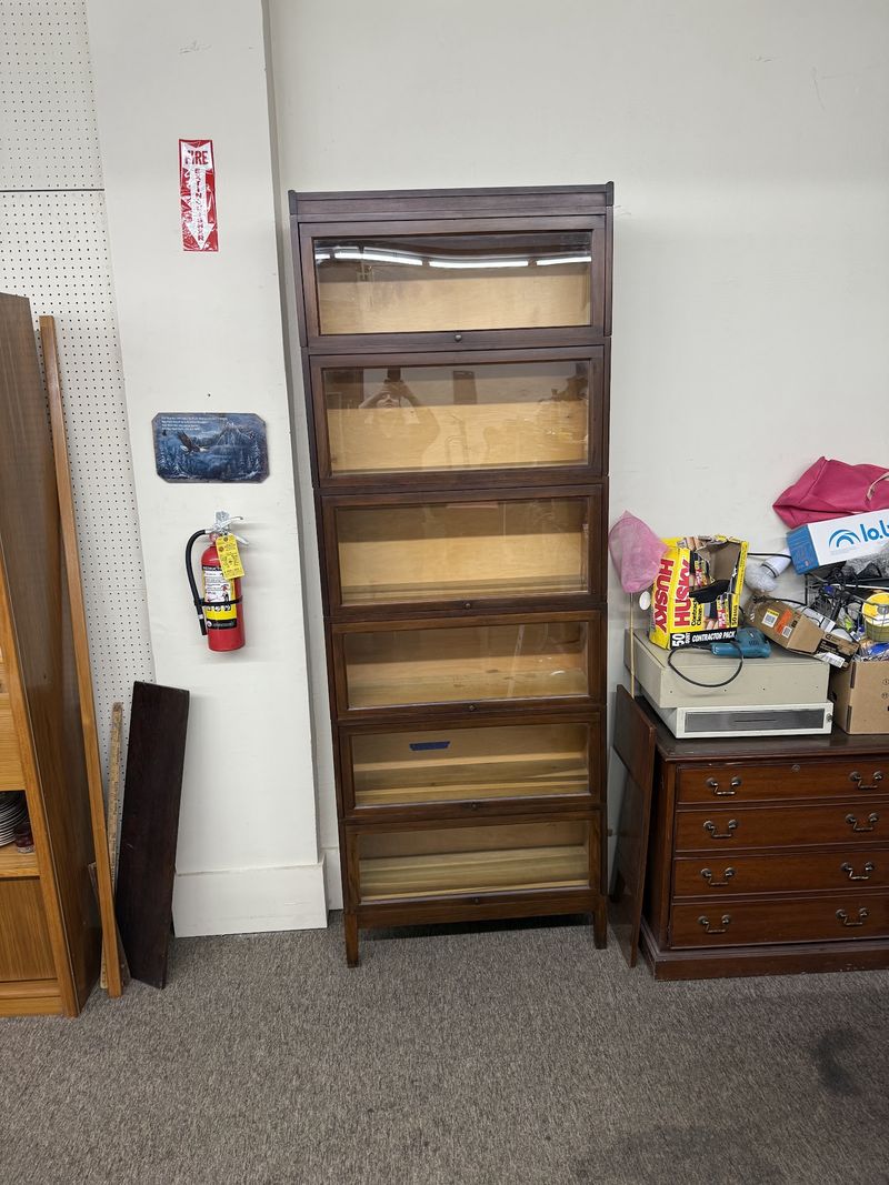 Why This Elyria Shop Earns A Spot On Your Ohio Weekend List