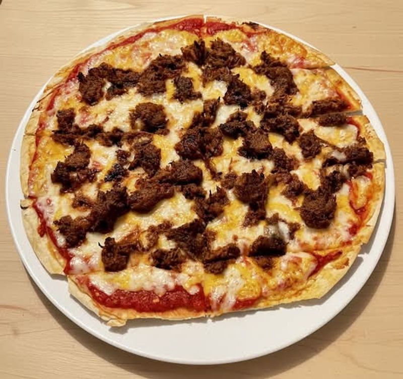 Thin-Crust Pizza With A Memphis Barbecue Twist