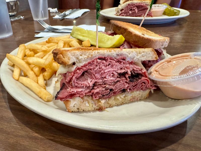 Cindi's NY Deli & Restaurant