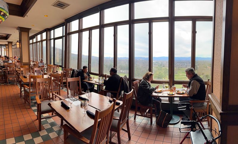 The Mountain View Steals The Show