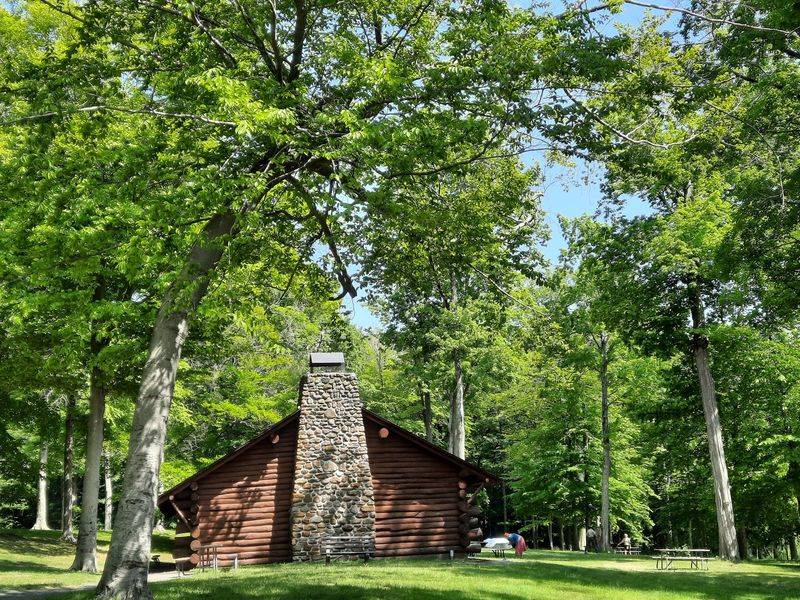 Selkirk Shores State Park