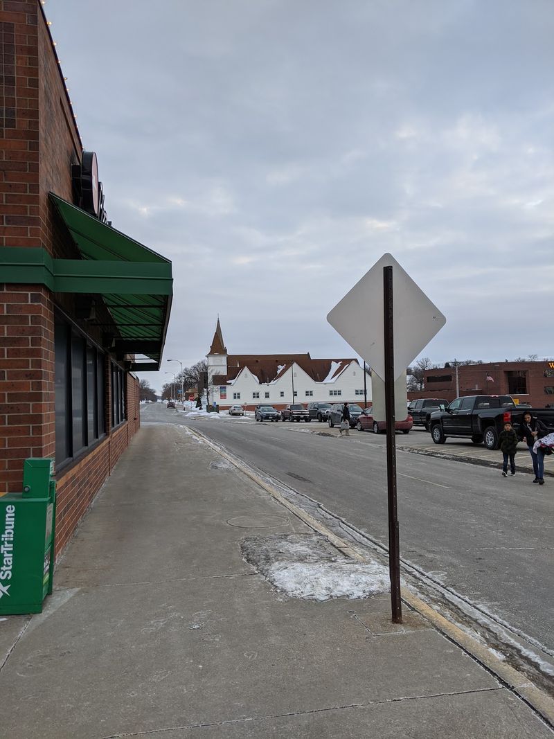 Washington Avenue Shops And Small-Town Charm