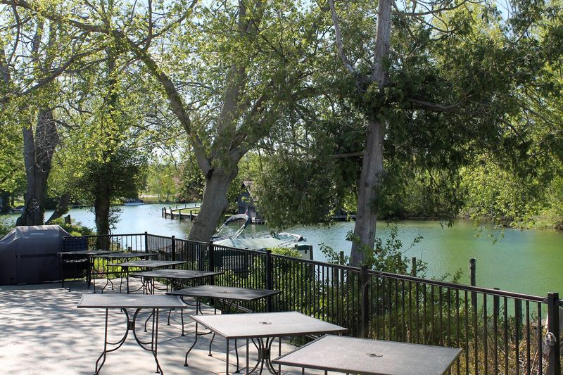 The Bluebird Restaurant
