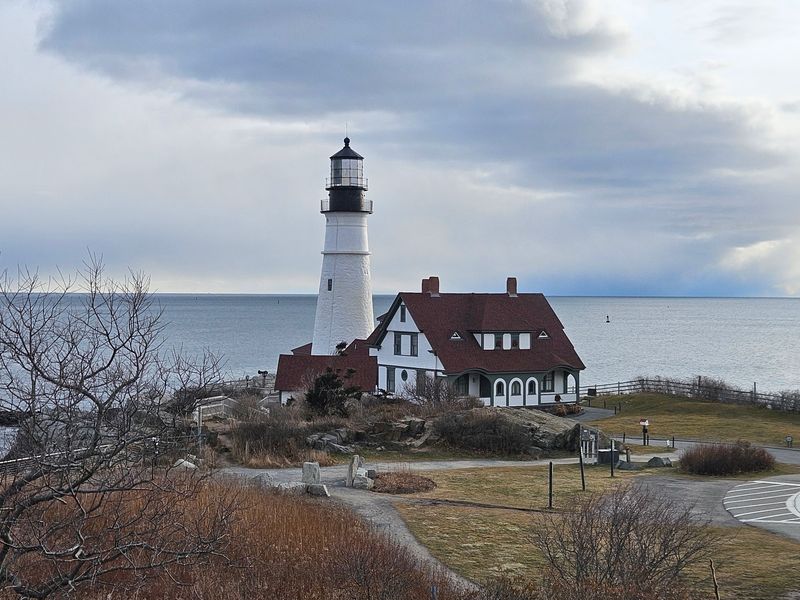 Maine's Oldest Lighthouse Still Has A Night Shift
