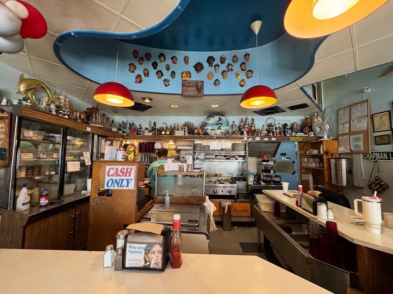 Anchor Grill, Covington