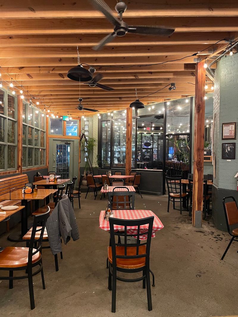 Tamboli's Pasta & Pizza