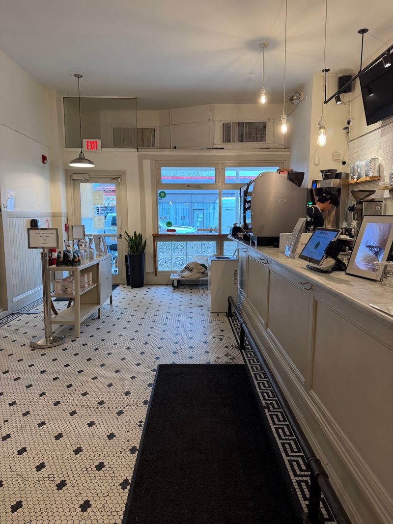 bōm dough cafe - inman square