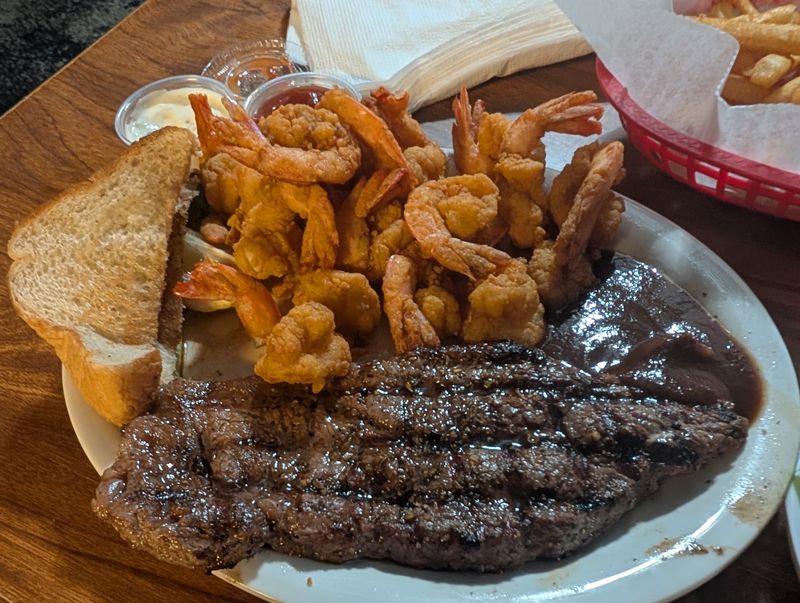 Steaks And Surf And Turf For The Meat Crowd