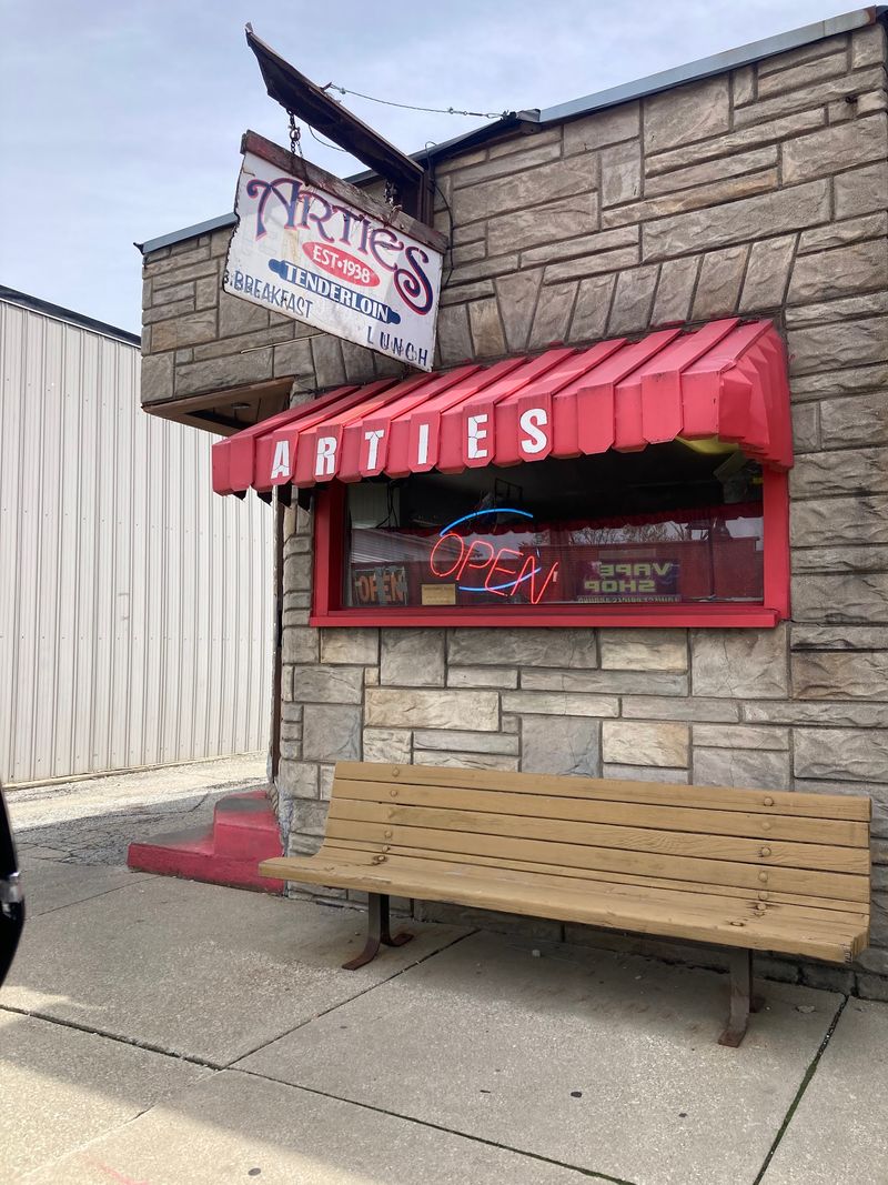 Artie's Tenderloin