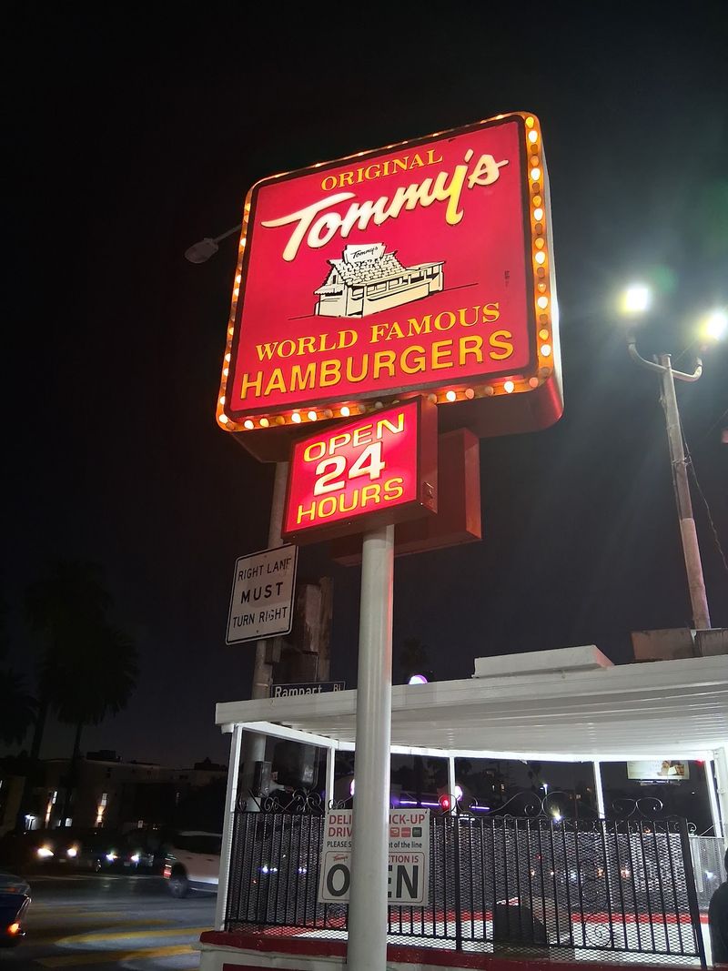 Late Night Trays for the Hungry Crowd