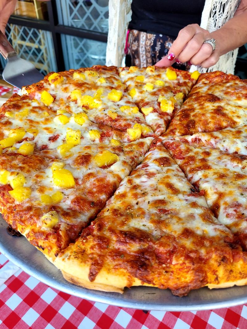 Vino's Pizza