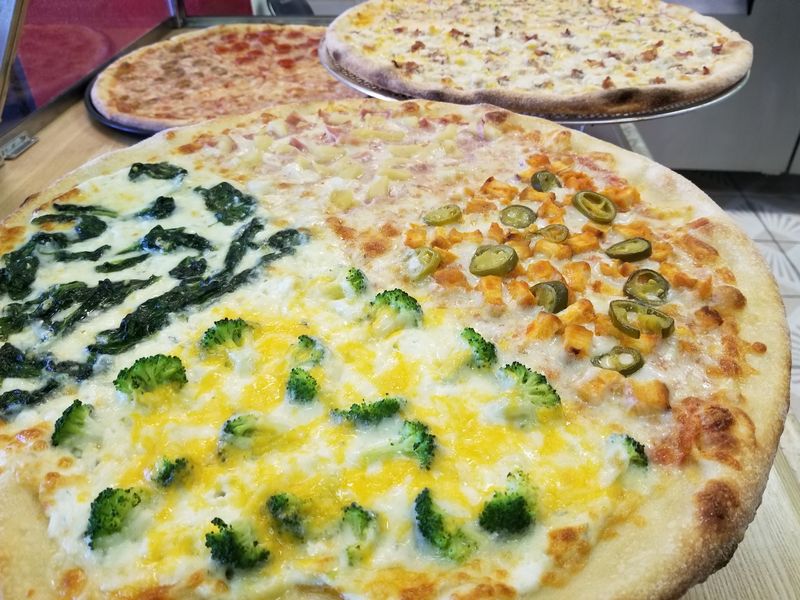 Free Pac-Man Makes Waiting For Your Pie Way More Fun