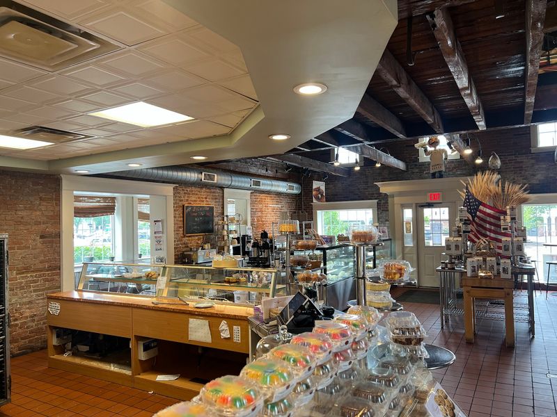 DiCamillo Bakery