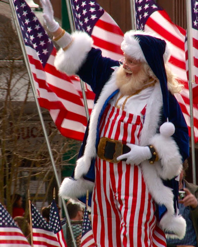 Real Santa School Graduates Run The Show