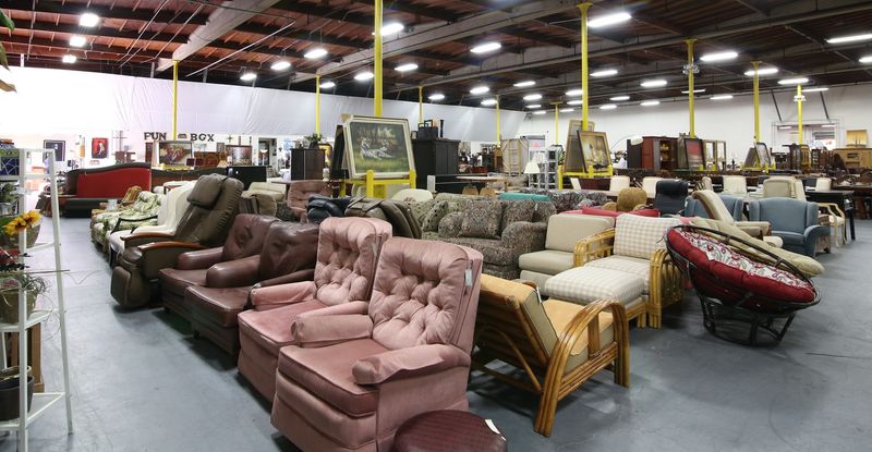 Kurtz Street Antique Mall - Consignment Classics