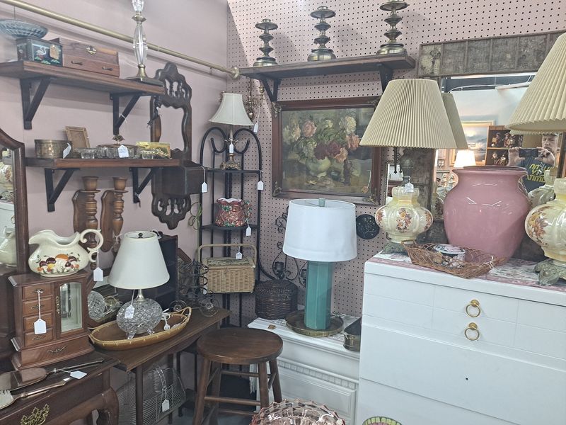 Tupelo Antiques