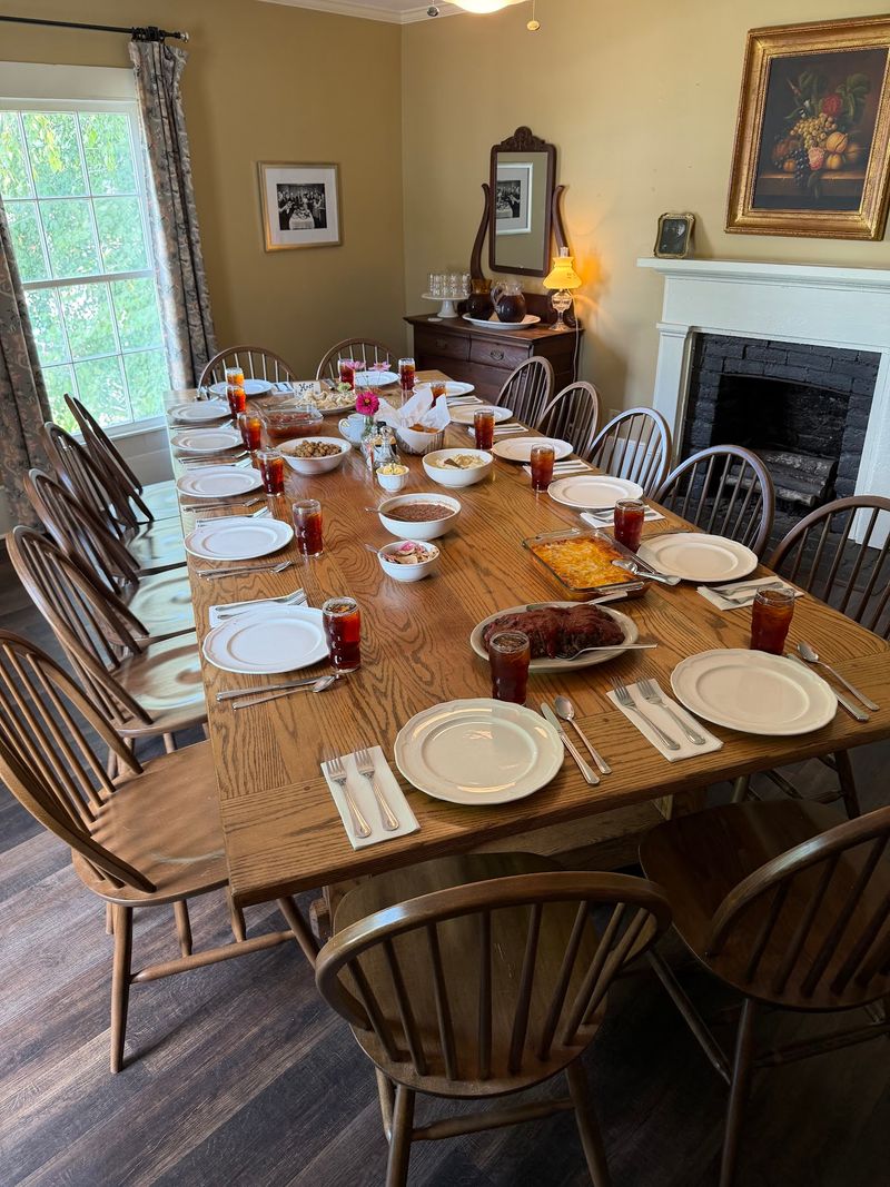 Miss Mary Bobo's Restaurant