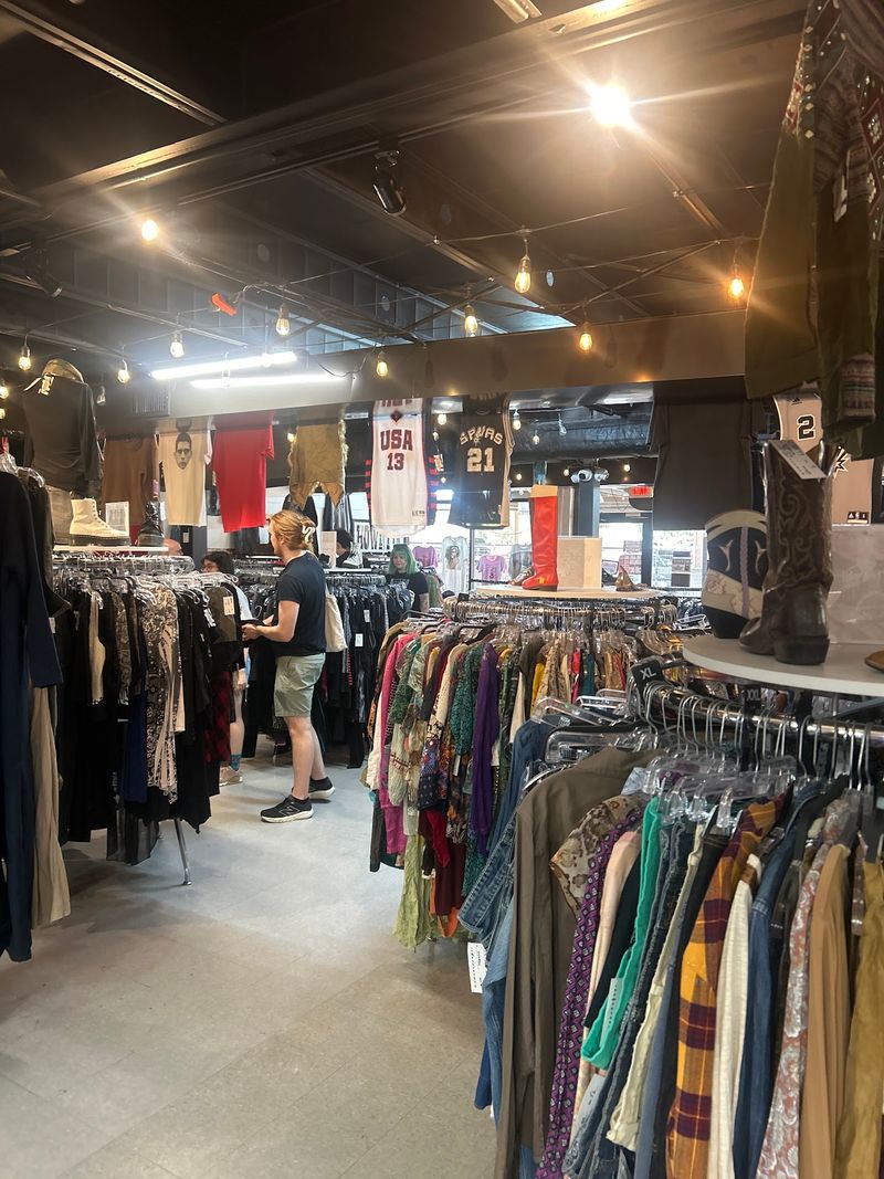 Your Old Clothes Could Pay For Your New Ones