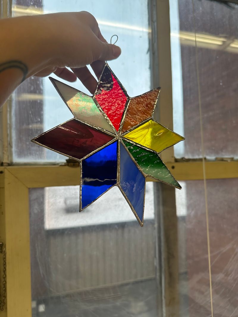 Holiday Glass Parties Bring Seasonal Fun To The Workbench