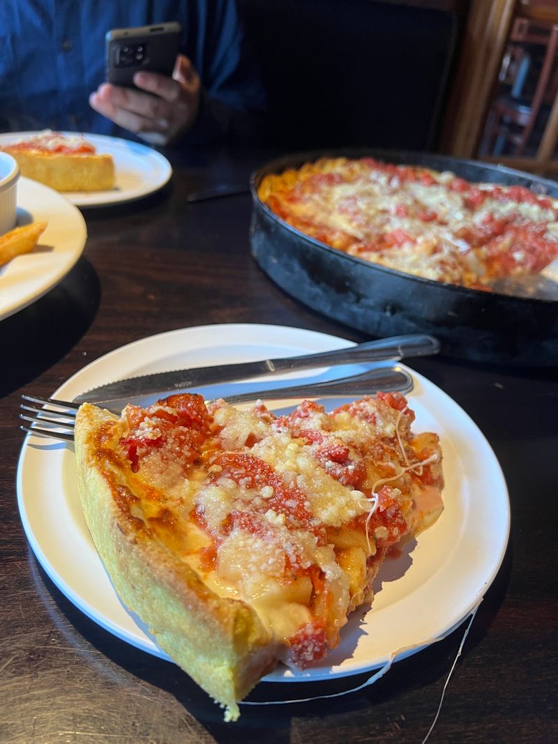 Mangia Tutto Pizzeria e Ristorante