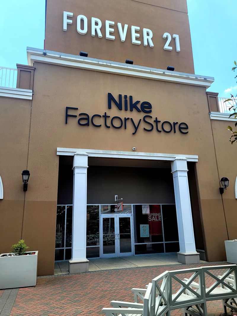 Nike Factory Store - Pearl, Pearl, MS
