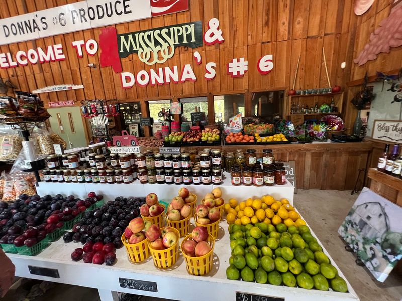 Donna's No 6 Produce, Florence, MS
