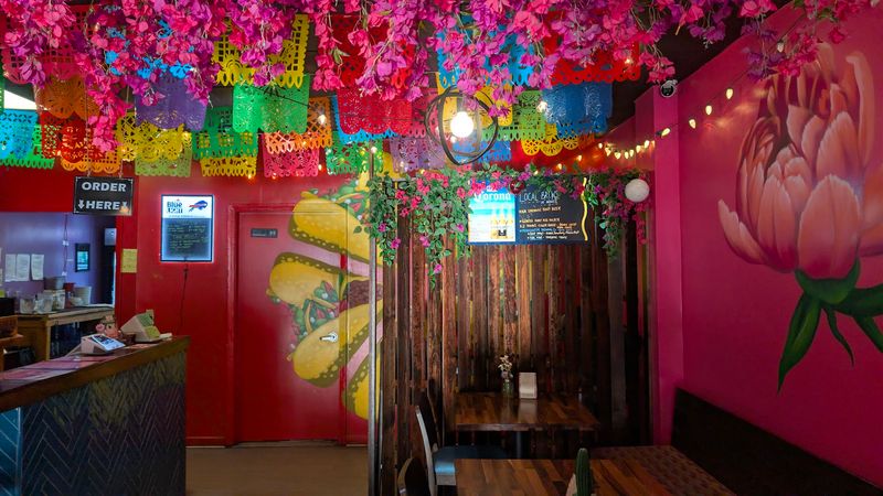 Neno's Gourmet Mexican Street Food