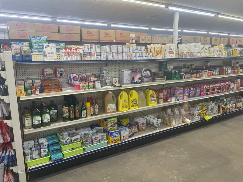 A Bargain Supermarket With Amish Country Roots