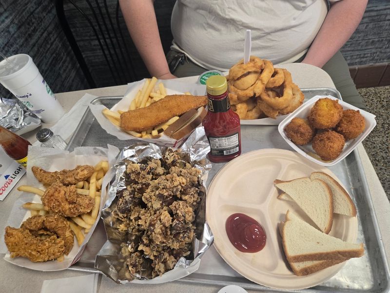 Brave Eaters Can Order Frog Legs And Turtle Soup