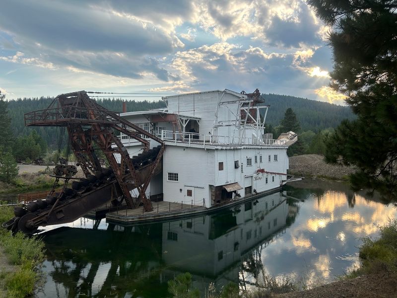 Elkhorn Scenic Byway (Sumpter Valley Dredge State Heritage Area), Sumpter
