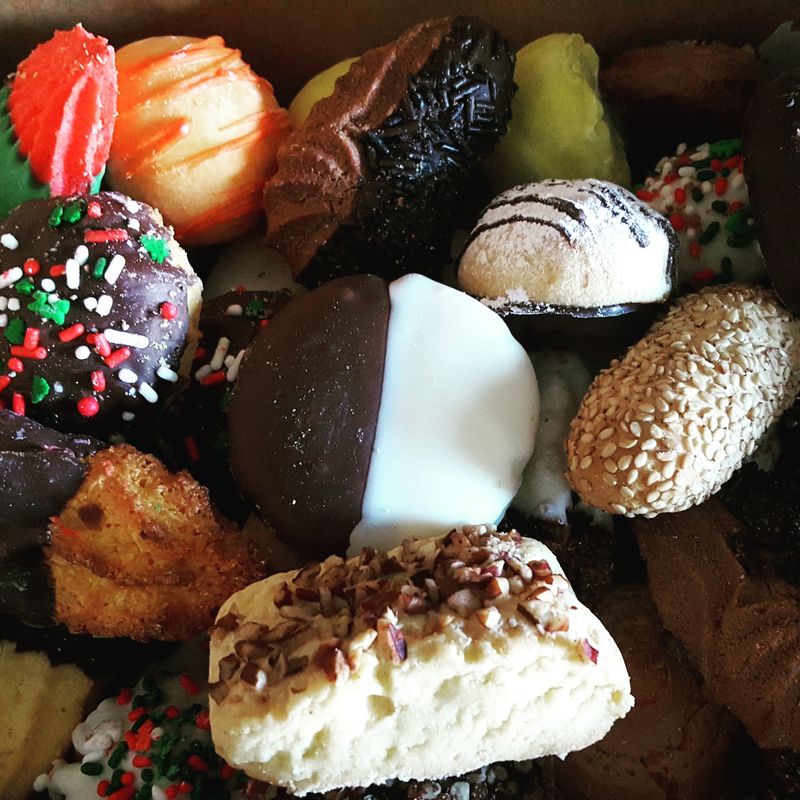 Over 20 Italian Cookies Sold By Weight