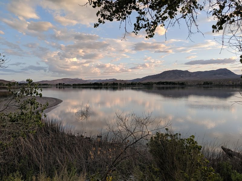 Why This Quiet Lakeside Stop Earns A Spot On Your Route