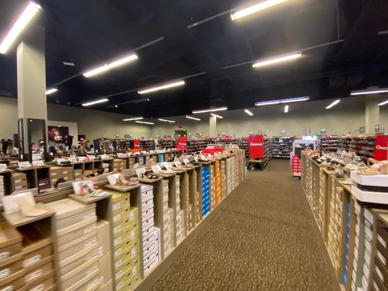 DSW Designer Shoe Warehouse, Flowood, MS