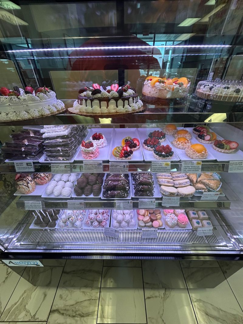 Zelaya's bakery