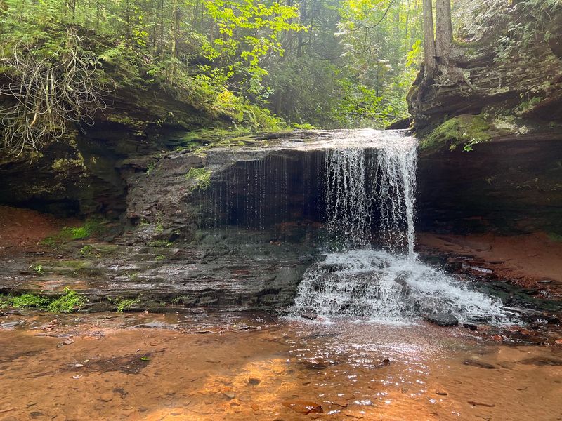 Lost Creek Falls Trailhead