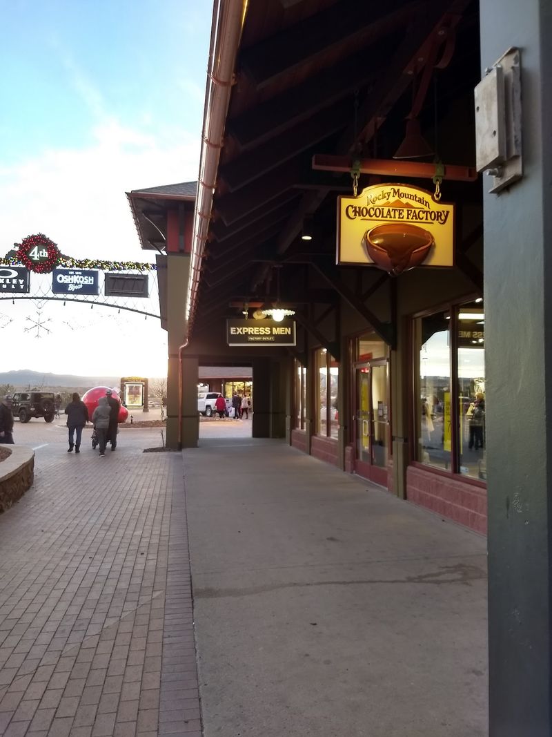 Outlets at Castle Rock