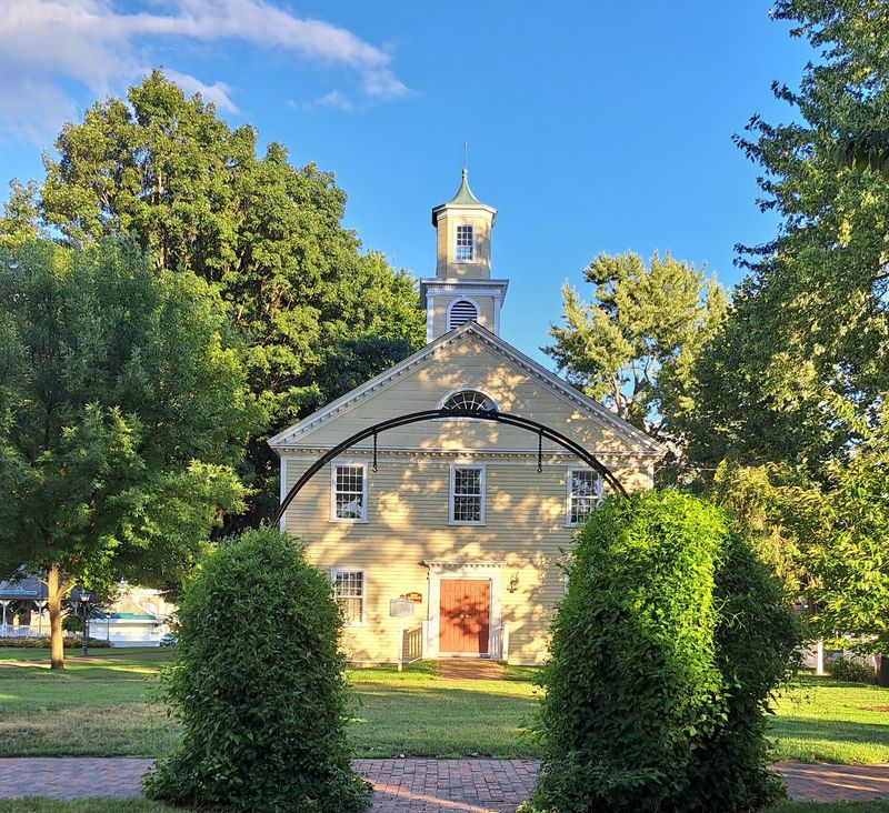 Two Meeting Houses Where The Community Gathered
