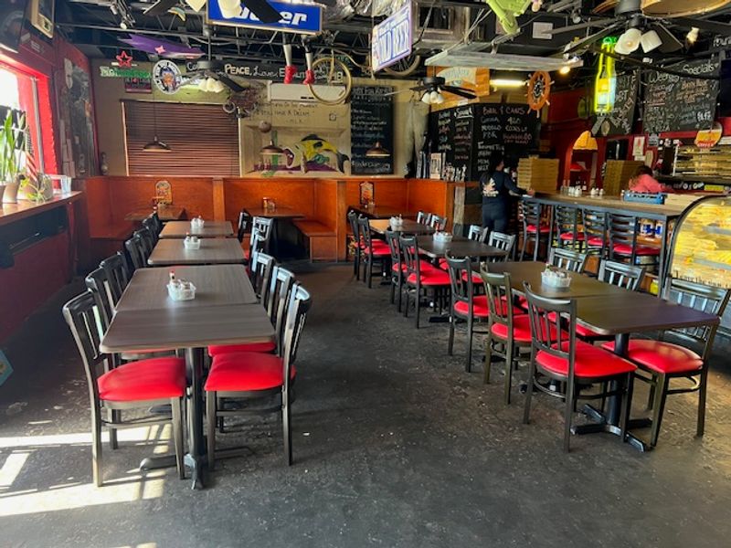 Carmines Pie House