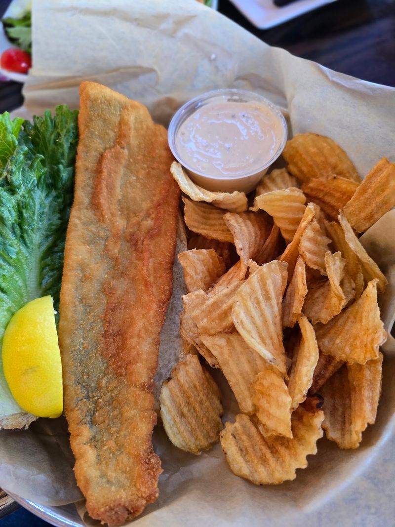 Main Deck Eats With Zero Fuss