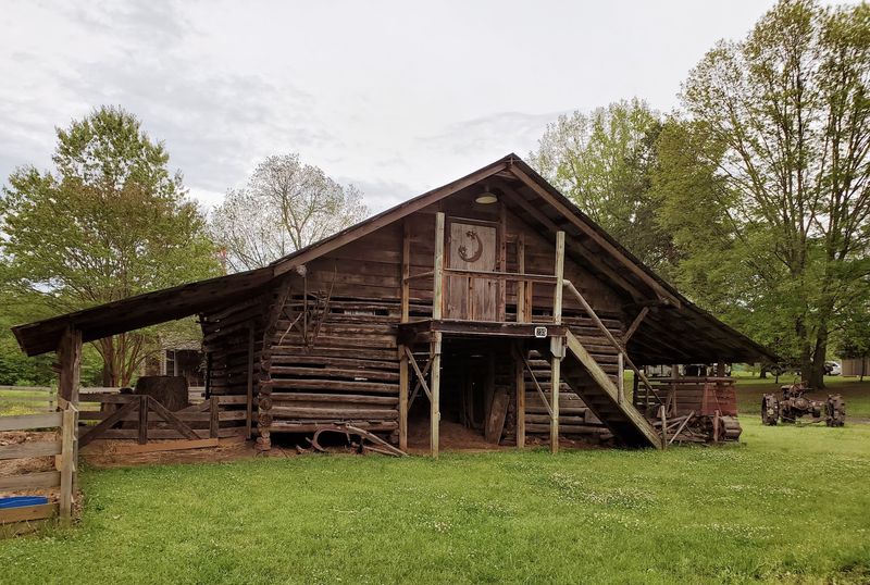 Why This Quiet Village Earns a Spot on Your Route