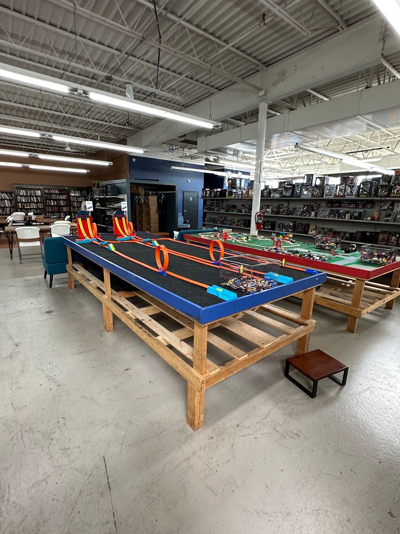 Free Outdoor Tracks And Indoor Racing Fun