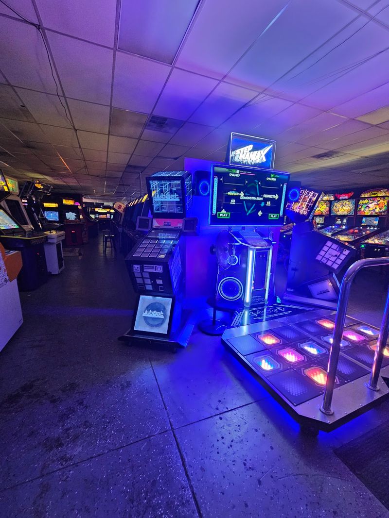 Fighting Games And Rhythm Machines For Fast Hands