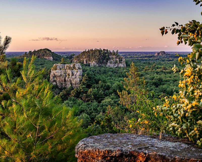 Mill Bluff State Park