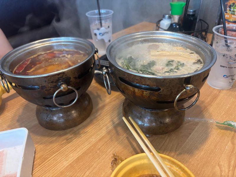 Bubbling Broth That Lets You Play Chef