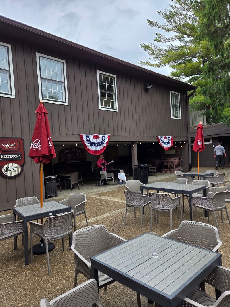 Live Music And Weekend Fun On The Patio