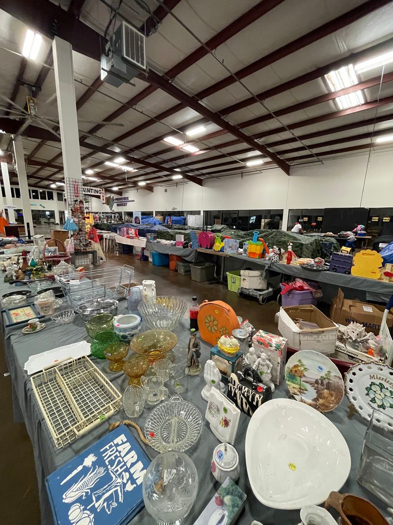 Vintage Finds and Southern Keepsakes