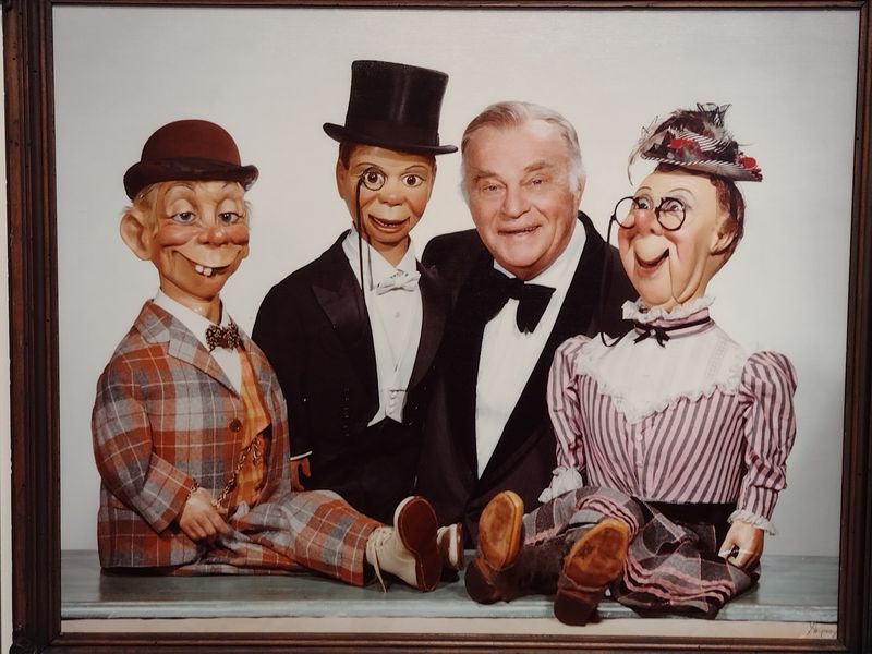 Famous Faces From Stage And Screen